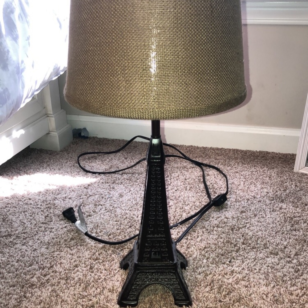 Eiffel tower lamp.